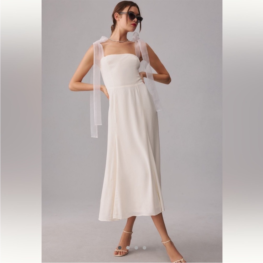 Reformation Kairo Dress
Anthropologie Bridal Event Dress